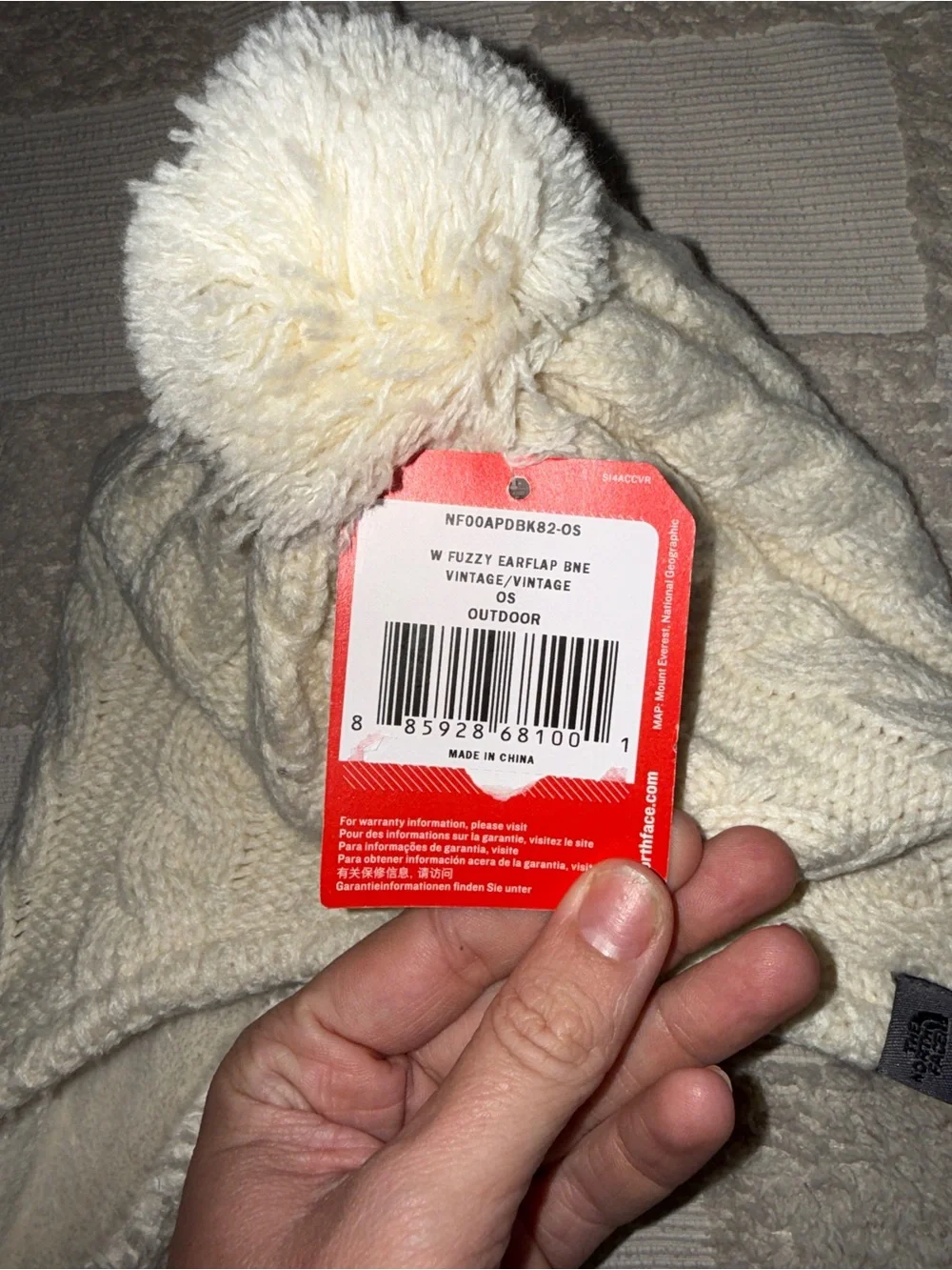 NWT The North Face‎ Cream Cable Knit Earflap Hat